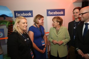 FACEBOOK und Angela Merkel
